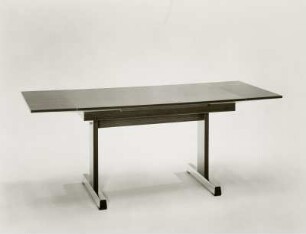 Ausziehtisch (Modell T 55)