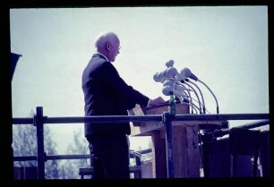 Dr. Heinrich Lübke 1.5.66.