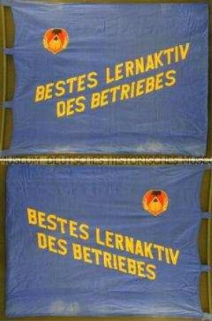 Wettbewerbsfahne der Freien Deutschen Jugend