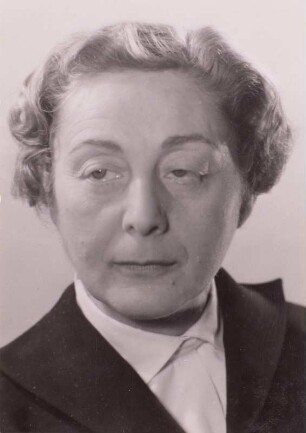 Porträt Hedda Zinner : Porträt Porträt Hedda Zinner (1907-1994; Schriftstellerin). Fotografie 1956. Dresden: Deutsche Fotothek