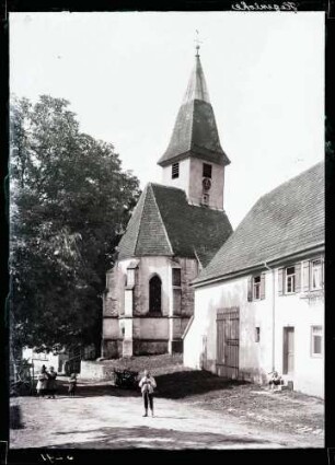 Kirche von Nordosten