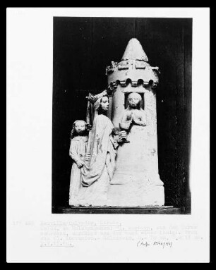 Aus einem Turm schauend empfängt die Heilige Barbara von einer königlichen Frau die heilige Kommunion