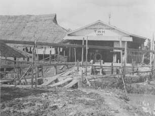 Tapiokafabrik am Mount Ophir, Malakka : Malakka (Malaysia). Tapiokafabrik am Mount Ophir