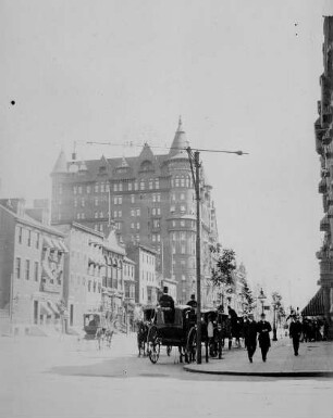 Hotel Walton : Straßenbild mit Hotel Walton (19. Jh.)