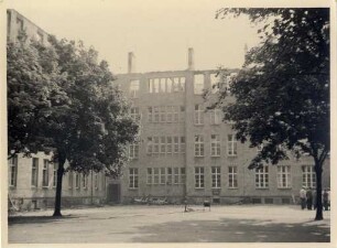 Zerstörungen Zweiter Weltkrieg - Luftangriff 2./3.09.1942. Lessingschule (heute Lessinggymnasium), Sophienstraße
