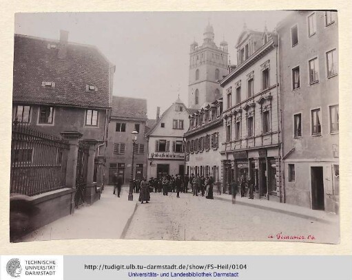 Pädagogdtr. 1896. Links der Frankensteiner Hof. Im Hintergrund die Stadtkirche (104).