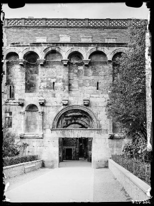 Split, Porta aurea