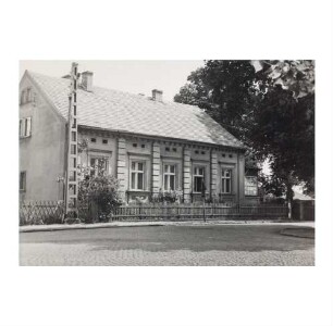 Fotografie von Ursula Raschkes Wohnhaus an der Bahnhofstraße1