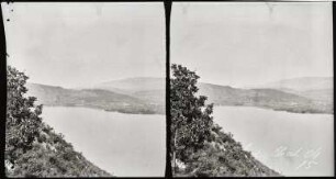 Aix-les-Bains und der Lac du Bourget vom Col du Chat aus gesehen