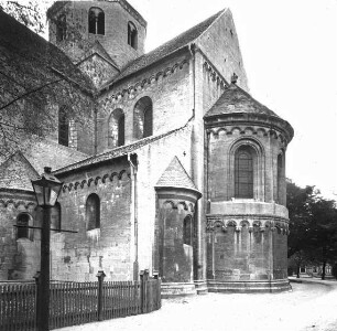 Königslutter am Elm, Stiftskirche St. Peter und Paul, von SO