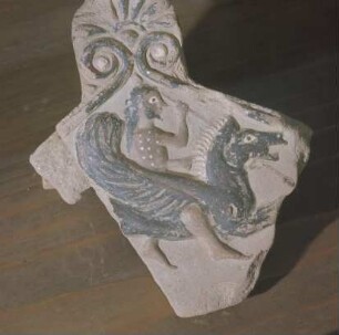 Thasos, Limenas Thasou, Archäologisches Museum : Thasos, Limenas Thasou, Archäologisches Museum, Bellerophon auf Pegasos, Akroter vom Alten Herakleion, 540-525
