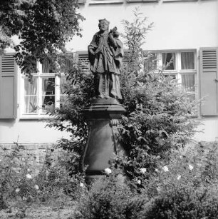 Hl. Johannes Nepomuk; Eltville, Rosengasse 5