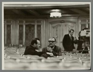 Dmitri Schostakowitsch und Jewgeni Swetlanow : Portrait des Komponisten Dmitri Schostakowitsch und des Dirigenten Jewgeni Swetlanow in der Staatsoper Berlin