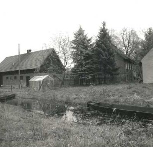 Altzauche. Forsthaus "Schützenhaus" (um 1900). Ansicht mit Scheune