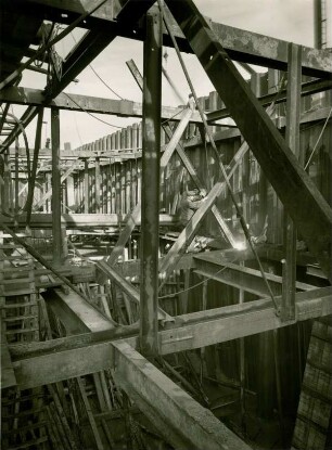 Hohenzollernbrücke, 1951-1952