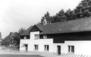 Neschwitz-Zescha. Ehem. Neumühle, Gebäude auf dem Areal des Mischfutterwerkes