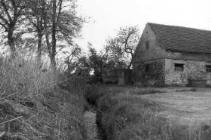 Hohenbocka. Ehem. Wassermühle am Ortsausgang nach Grünewald, Wirtschaftsgebäude