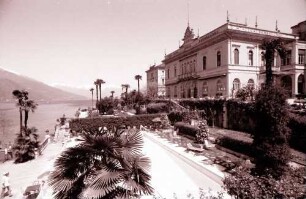 Bellagio: Schwimmbad vor dem Hotel, Villa Serbelloni
