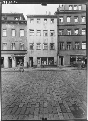 Torgau, Scheffelstraße 3. Wohnhaus mit Laden. Straßenfront