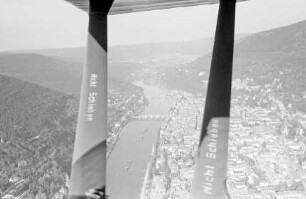 Heidelberg: Stadt mit Neckar, Gesamtansicht von Westen