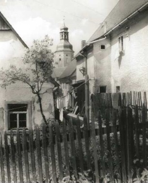 Geising, Hauptstraße. Hausgarten in einem Anwesen
