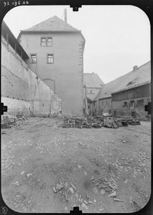 Rochlitz. Schloß (12.-14. Jh.). Blick über den Schloßhof