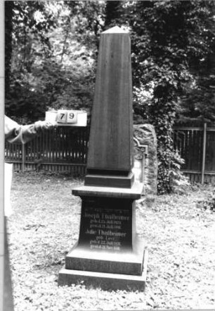 Grabstein 79 [Hahn S. 212 Grab-Nr. 865/866]