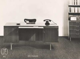 "BMZ"-Schreibtisch "SCH 3" der Möbelfabrik Erwin Behr