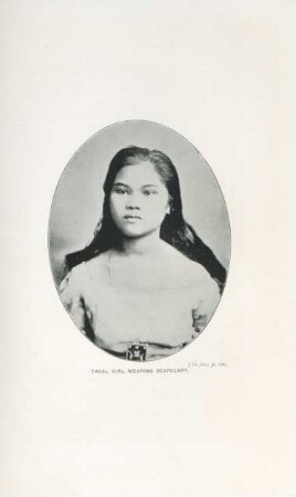 Tagal girl wearing scapulary