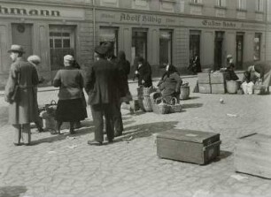 Wochenmarkt auf dem Fleischmarkt in Bautzen, Butterstände