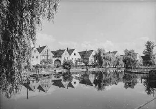 Altnaundorf : Altnaundorf, Blick über Dorfteich
