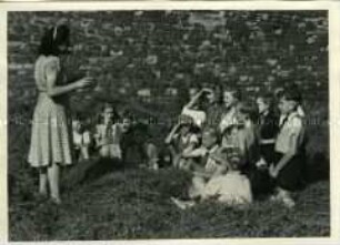 West-Berliner Kinder machen Ferien in der DDR