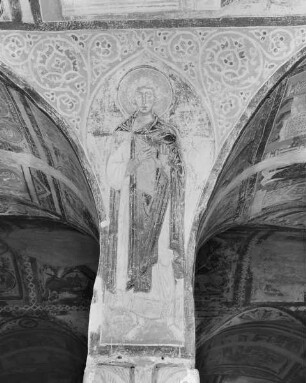 Freskenzyklus mit Szenen aus dem Leben des Heiligen Hermagoras, dem Kreuzigungstod Christi, thronender Madonna und Heiligen — Heiliger