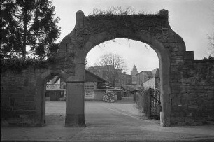 Planungen der Stadtverwaltung zum Bau eines Hallenbads für Durlach im Areal Weiherhof