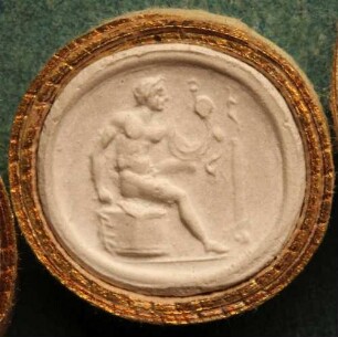 Diomedes mit dem Palladion, auf einem Altar sitzend (Daktyliothek, Supplement)