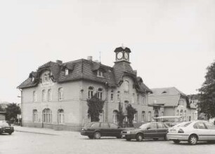 Radebeul, Sidonienstraße 1a. Bahnhof Radebeul Ost, Empfangsgebäude (1900)