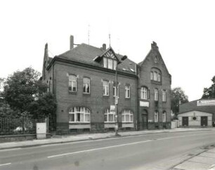 Wurzen, Dresdener Straße 36. Wohn- und Geschäftshaus (1900/1910)