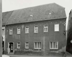 Mügeln, Wohnhaus : Mügeln (Kreis Torgau-Oschatz), Wohnhaus, Ernst-Thälmann-Straße 17, Straßenansicht