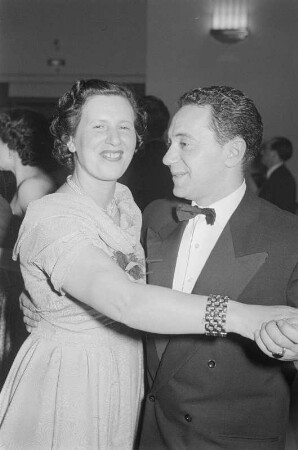 Ball anläßlich des jüdischen Purimfestes : Tanzpaar