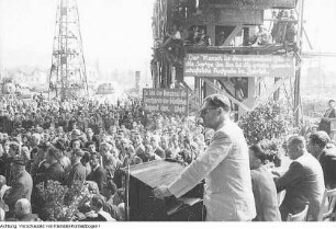 Freital-Döhlen. Edelstahlwerk Döhlen, 1. August 1951
