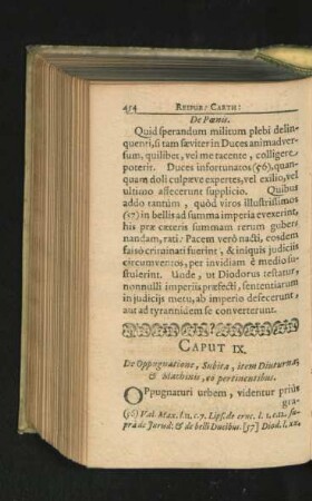 Caput IX. De Oppugnatione, Subita, item Diuturna; & Machinis, eo pertinentibus.
