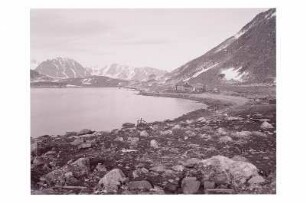 Spitzbergen (Norwegen). Smerenbergbucht mit dem Andreehaus