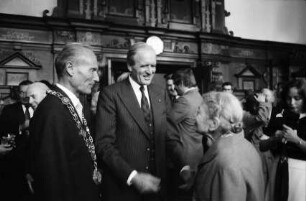 Freiburg: Rathaus, Frau Dr. Luckner, Begrüßungskur Carstens