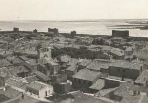 Aigues-Mortes. Blick über die Stadt vom Konstantinsturm
