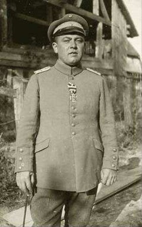Weber, Christian; Leutnant der Reserve, geboren am 06.04.1882 in Oberacker