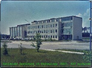 Außenansicht des Instituts für Kernverfahrenstechnik (IKVT), von Nordosten