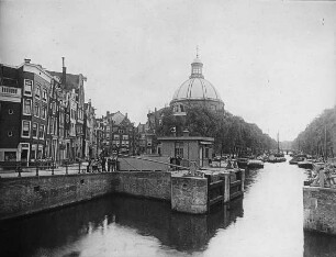 Amsterdam, Am Singel