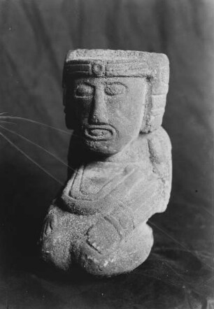 Steinfigur