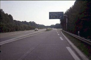 Einfahrt in Nebenfahrbahn West (Karlsruhe Richtung Basel)