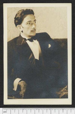 Porträtaufnahme Salvador Dalí